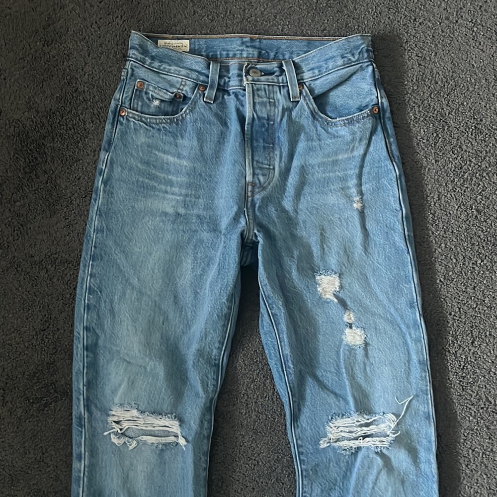 Levi’s 501 Jeans Distressed
